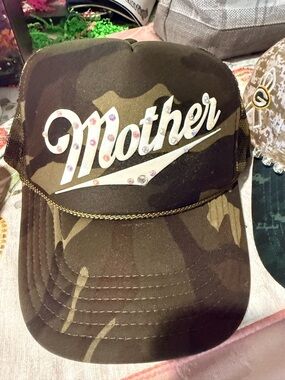 Custom Camo w Swarovski Chrystal's trucker by @blingqueendee